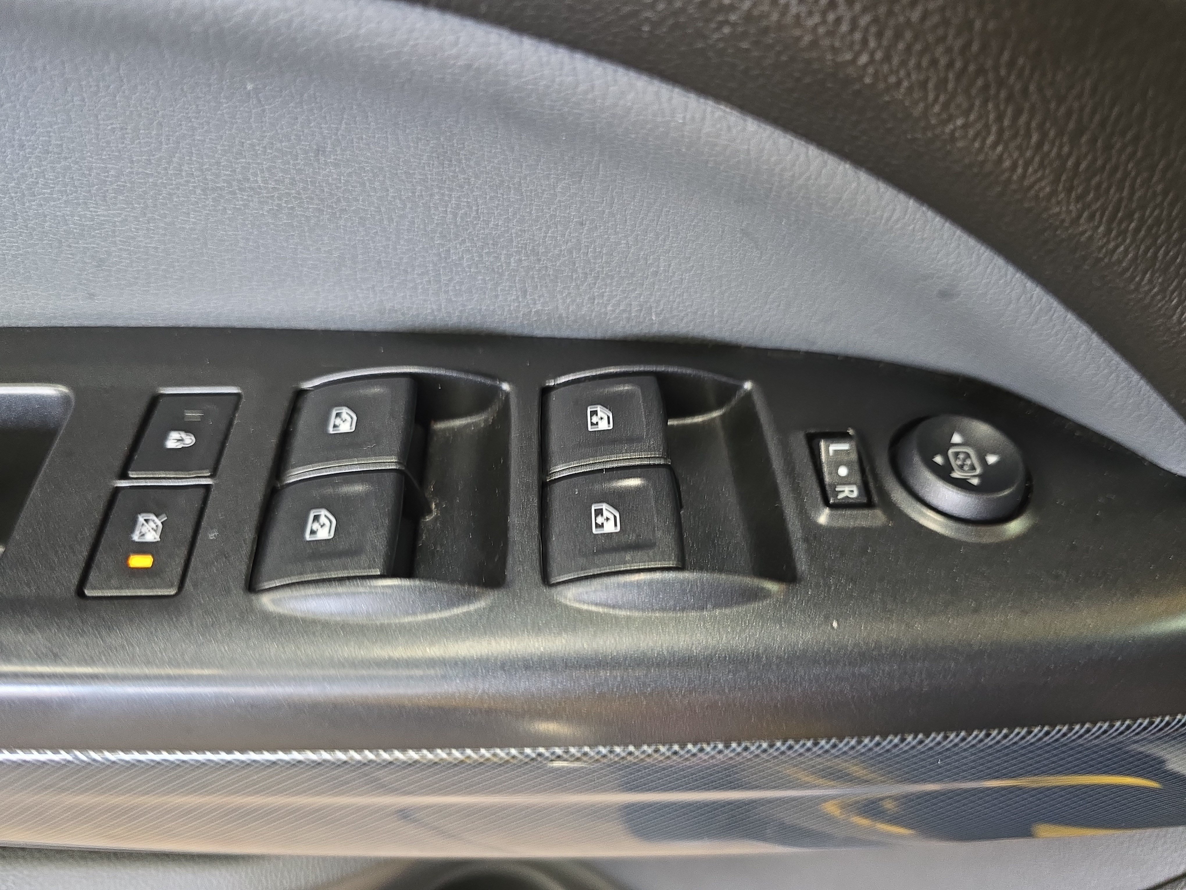 Used 2015 Chevrolet Colorado Z71 RWD image 27