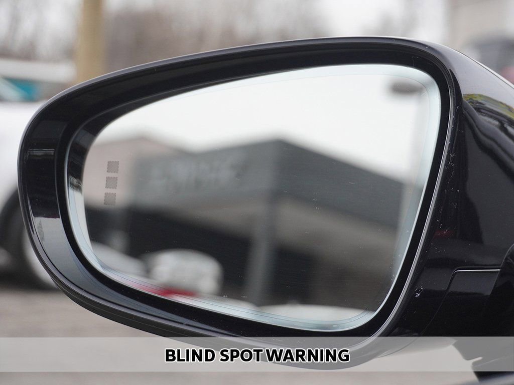 Used 2022 Porsche 911 Turbo S w/ 911 Turbo Sportdesign Package image 7