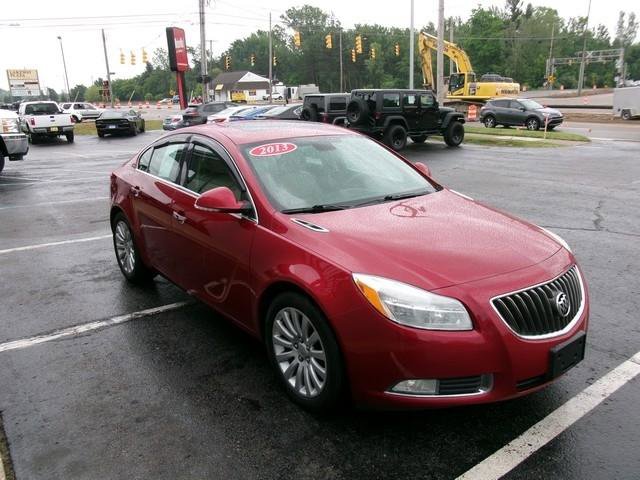 Used 2013 Buick Regal Premium FWD image 4