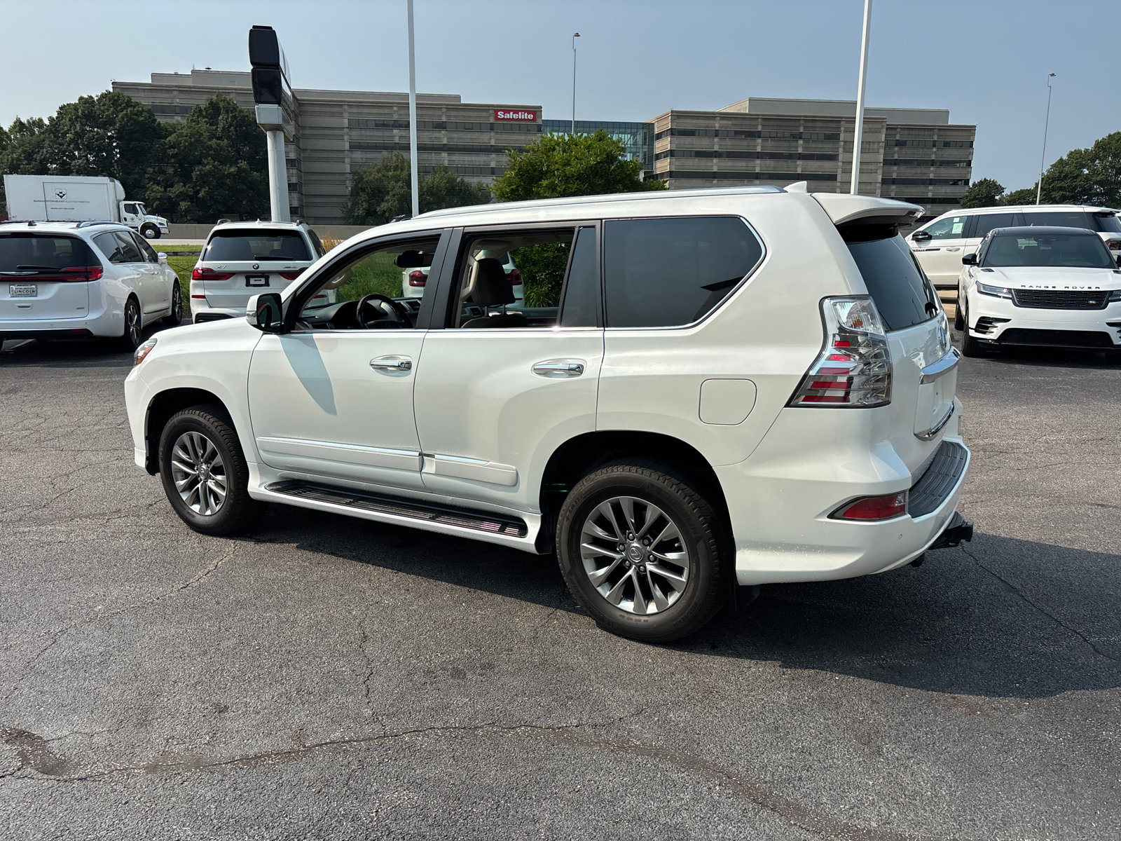 Used 2016 Lexus GX 460 Luxury AWD/4WD image 5