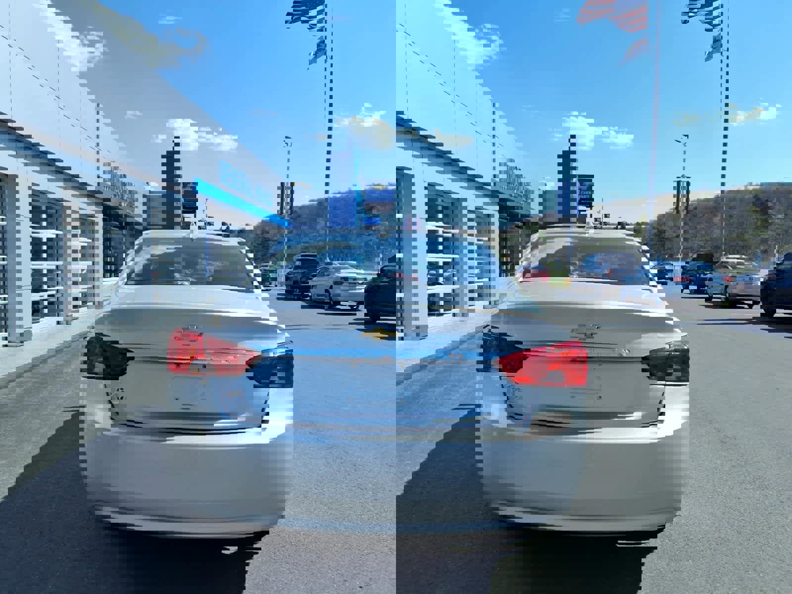 Used 2018 Chevrolet Impala LS image 6