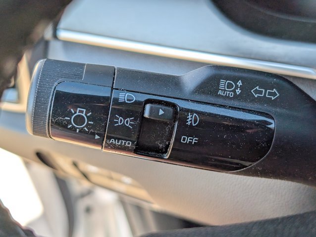 Used 2022 Kia Sorento SX image 27
