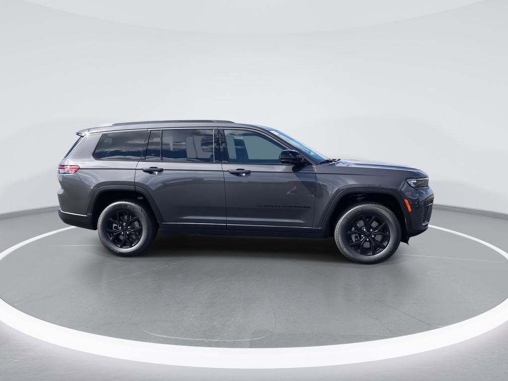 New 2026 Jeep Grand Cherokee L 4WD image 9
