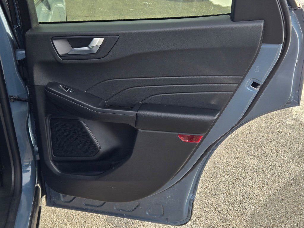 Certified 2025 Ford Escape ST-Line image 7