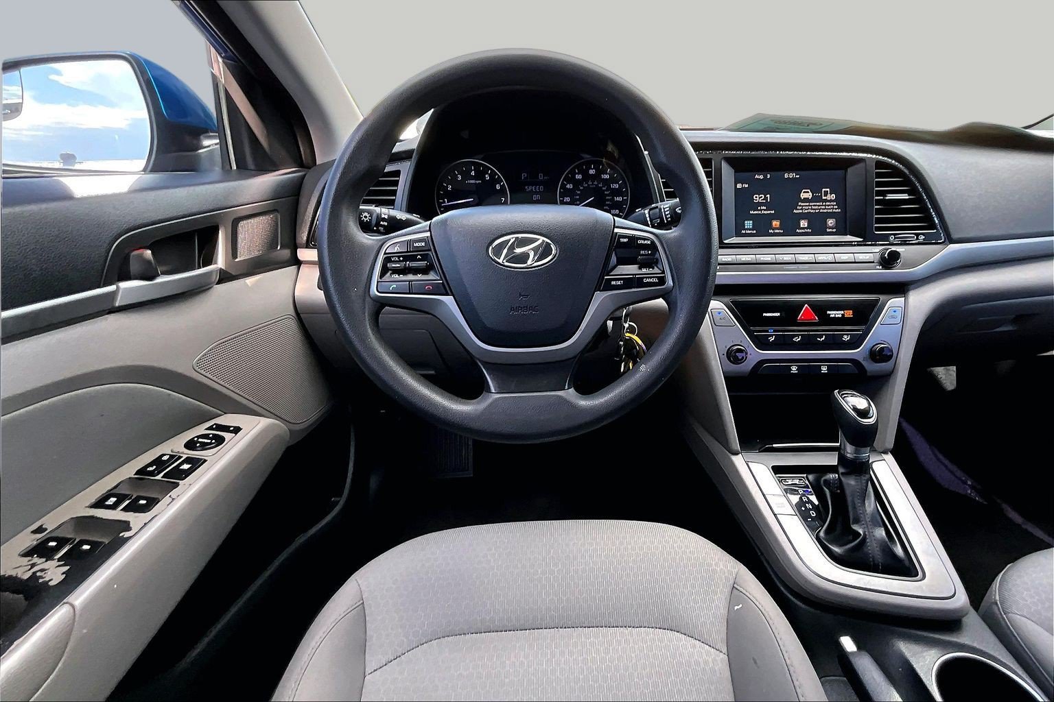 Used 2017 Hyundai Elantra SE FWD image 5