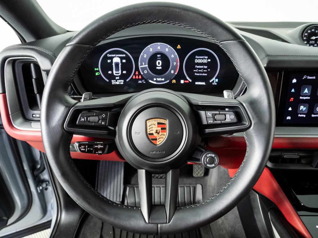 Certified 2024 Porsche Cayenne Coupe AWD/4WD image 9