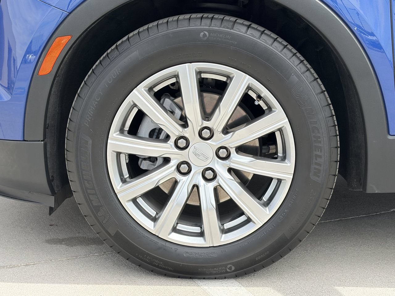 Certified 2022 Cadillac XT4 Premium Luxury FWD image 10