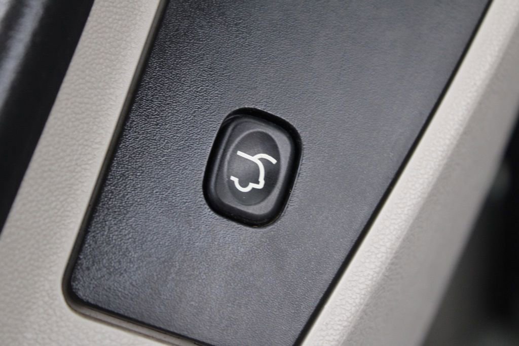 Used 2019 Dodge Grand Caravan SXT image 11