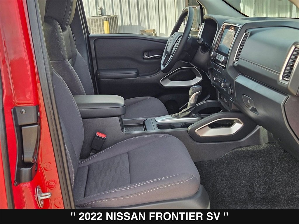Used 2022 Nissan Frontier SV w/ Technology Package image 28