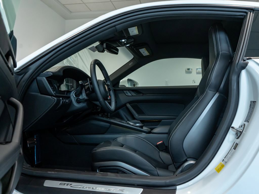 New 2026 Porsche 911 Carrera 4S AWD/4WD image 5
