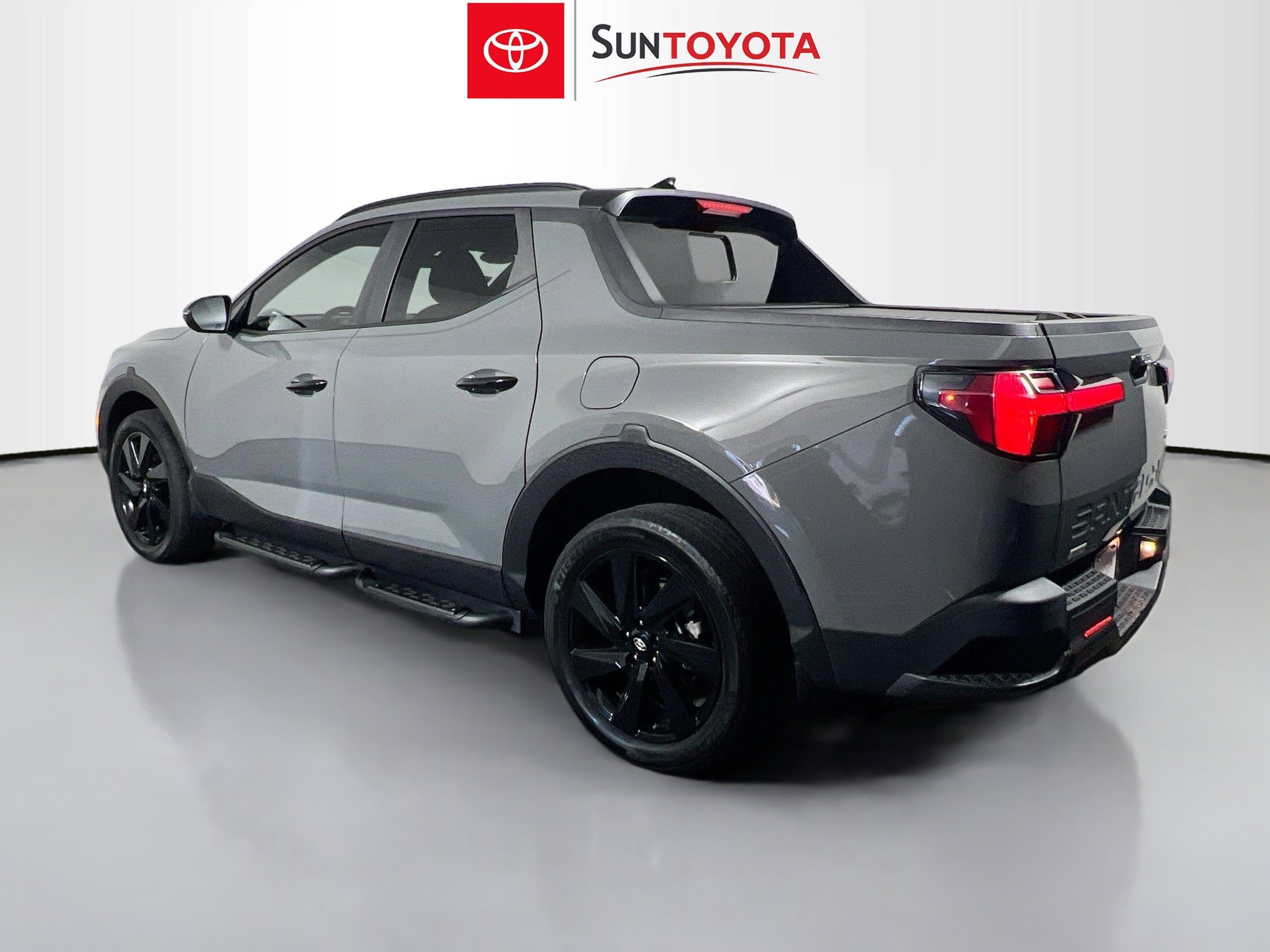 Used 2023 Hyundai Santa Cruz Night w/ Launch Package AWD/4WD image 6