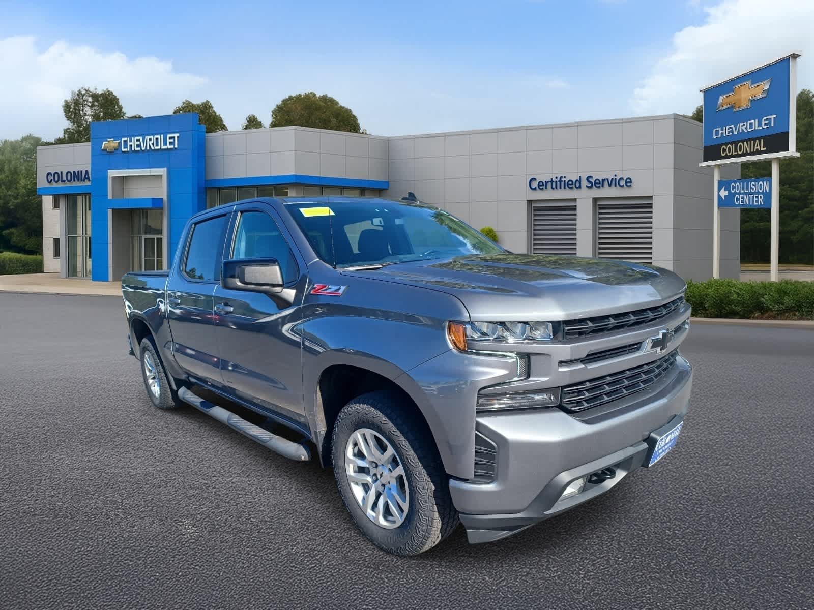 Used 2021 Chevrolet Silverado 1500 RST AWD/4WD image 2