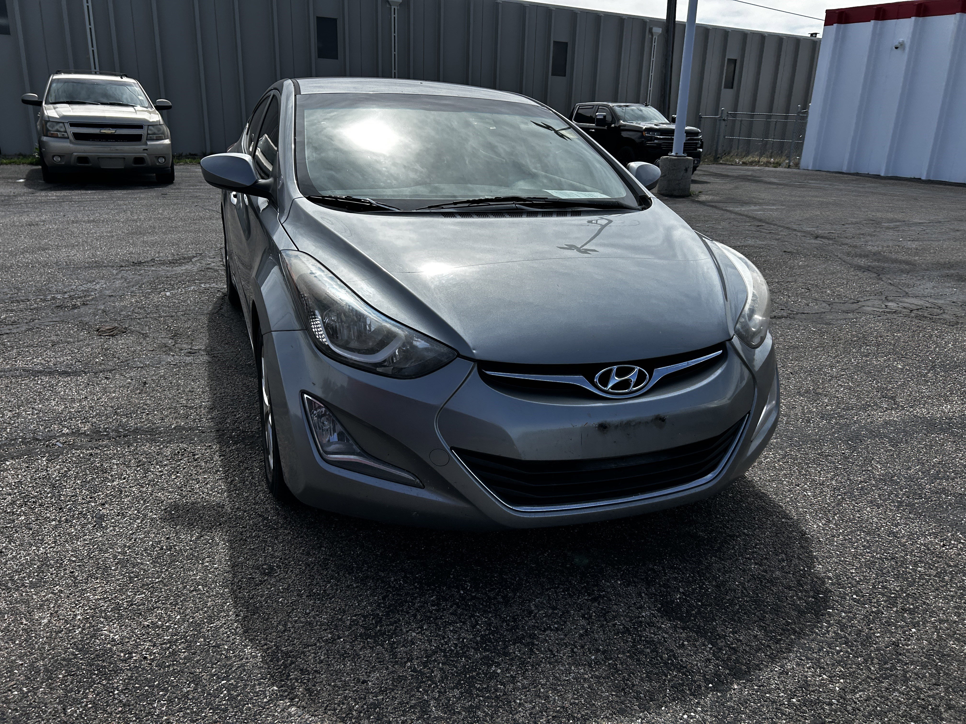 Used 2014 Hyundai Elantra SE w/ Option Group 02 FWD image 7