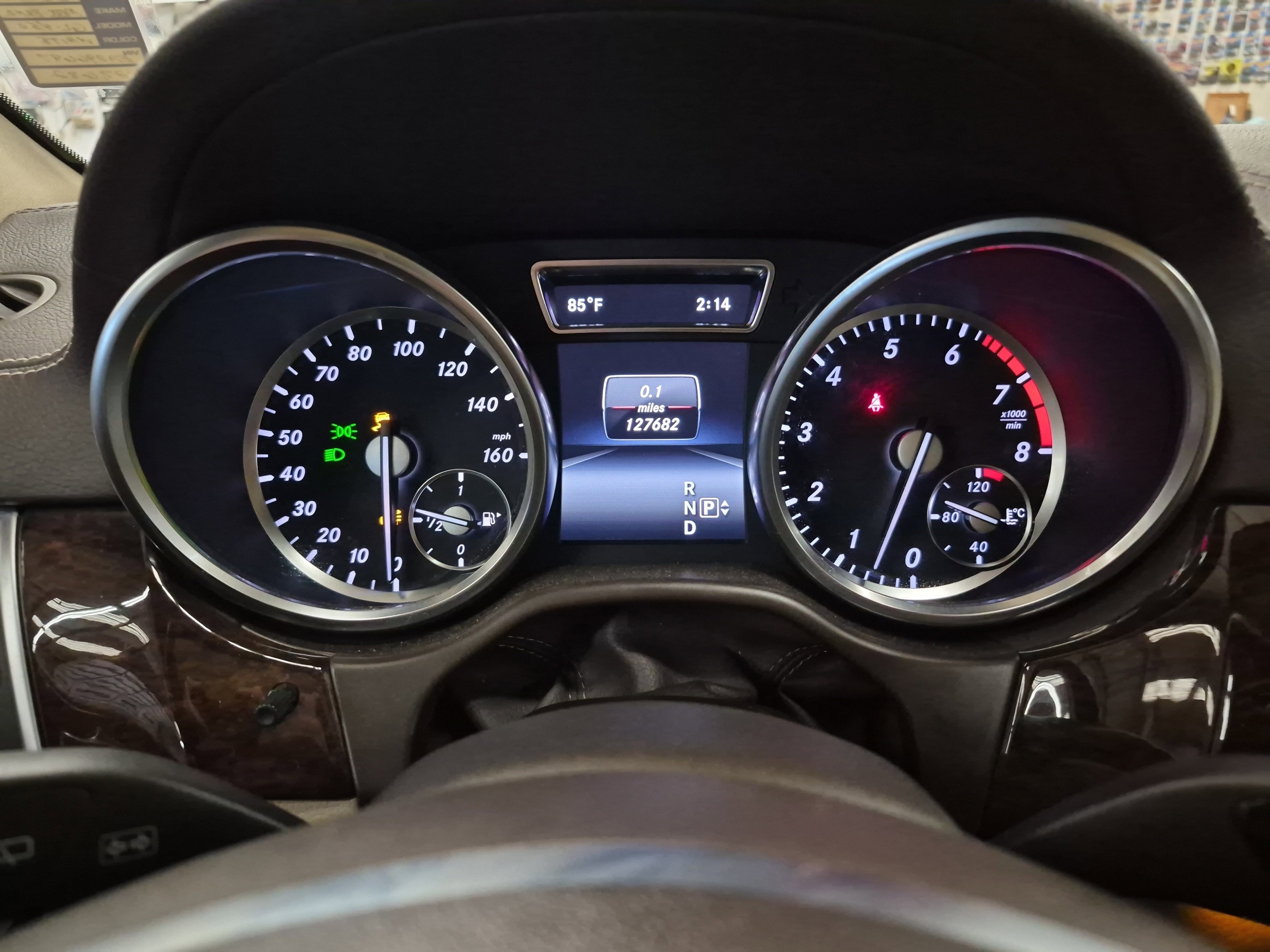 Used 2014 Mercedes-Benz GL 450 4MATIC image 25