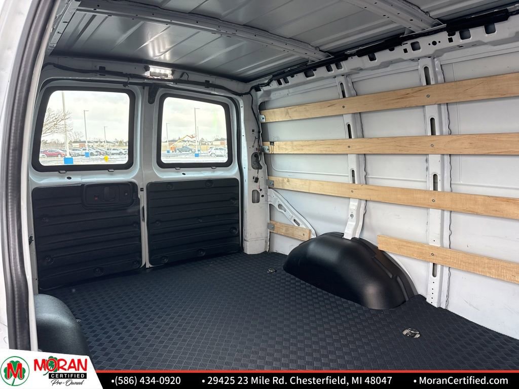 Used 2024 GMC Savana 2500 Work Van w/ Driver Convenience Package image 21