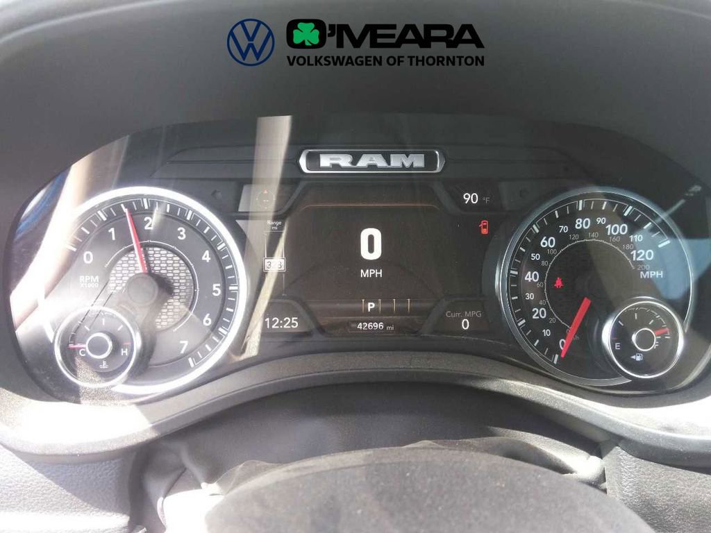 Used 2025 RAM 1500 Big Horn AWD/4WD image 5
