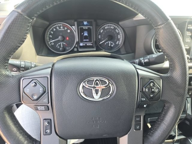 Used 2021 Toyota Tacoma TRD Off-Road AWD/4WD image 9