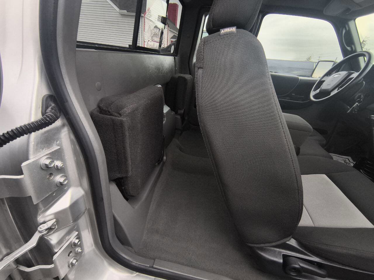 Used 2010 Ford Ranger XLT AWD/4WD image 25