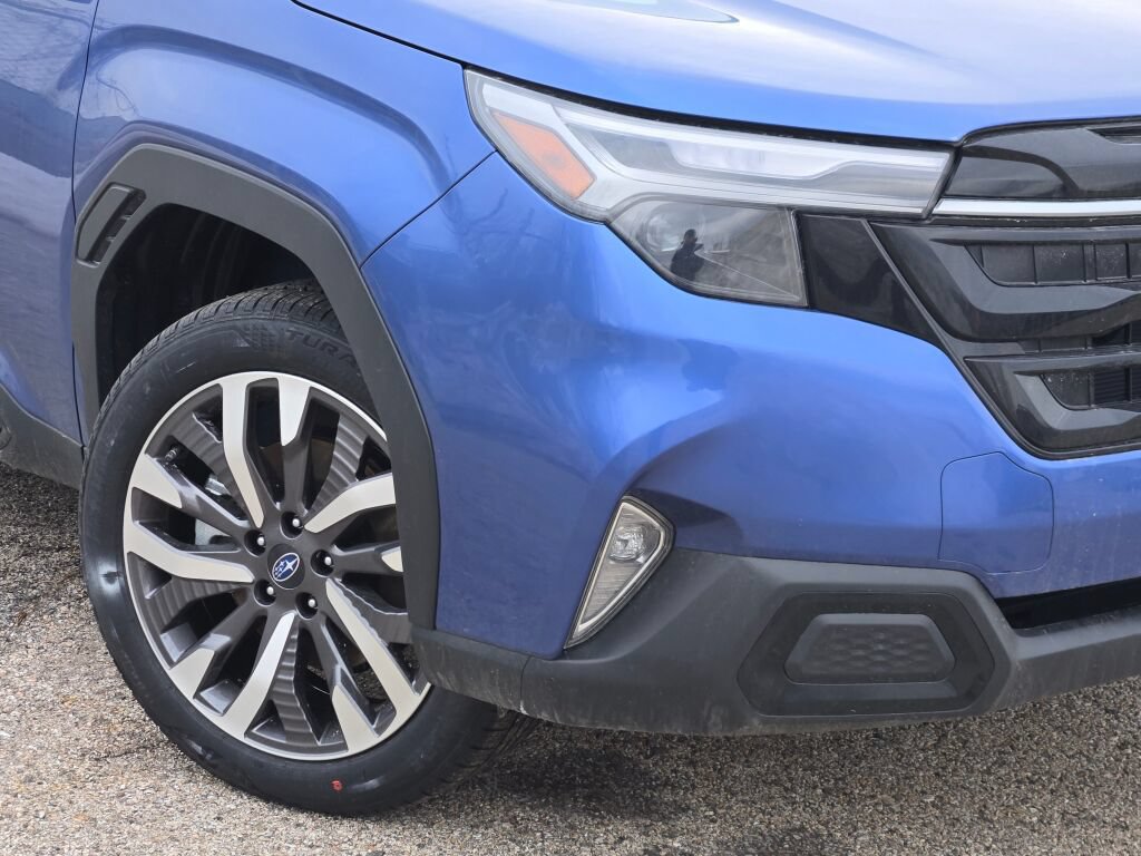 Used 2026 Subaru Forester Touring AWD/4WD image 3