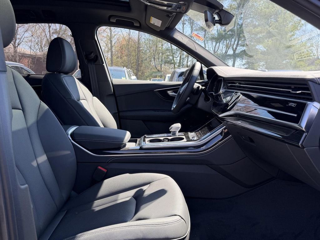 New 2026 Audi Q7 3.0T Premium Plus AWD/4WD image 18