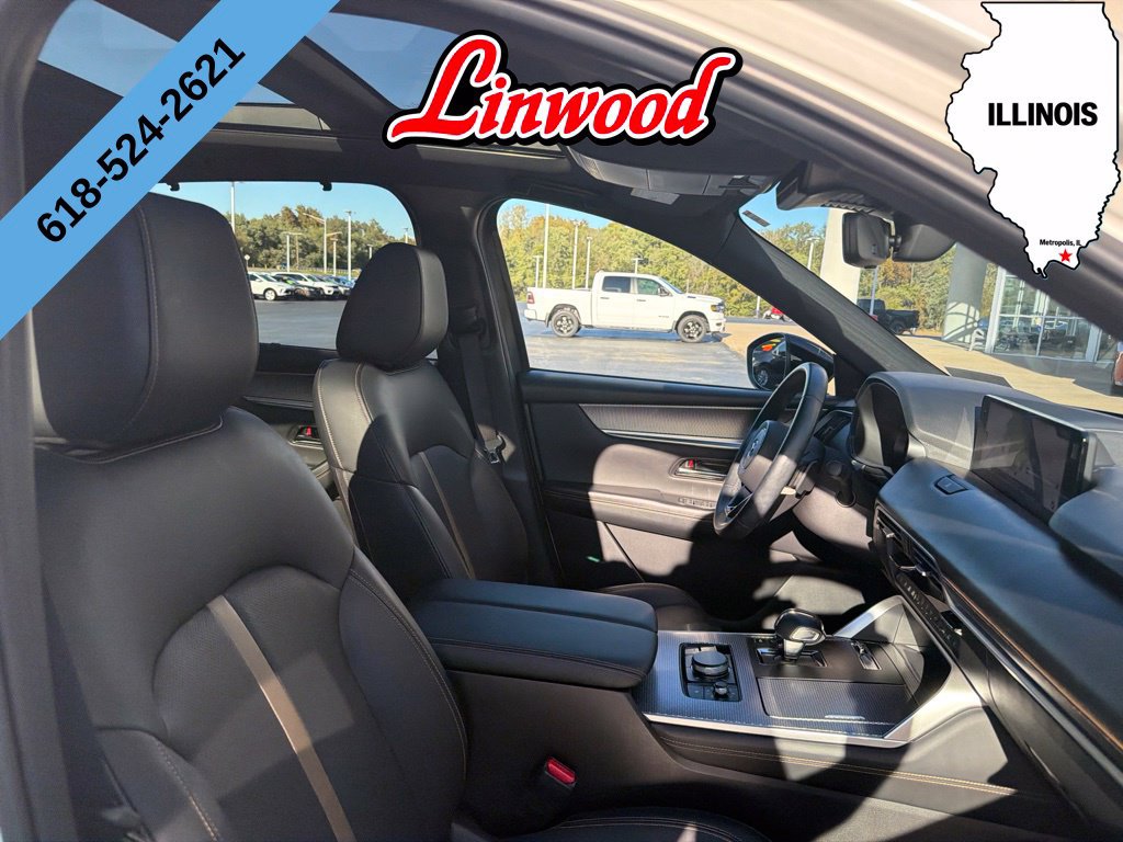 Used 2025 MAZDA CX-70 3.3 Turbo S w/ Premium Package AWD/4WD image 11