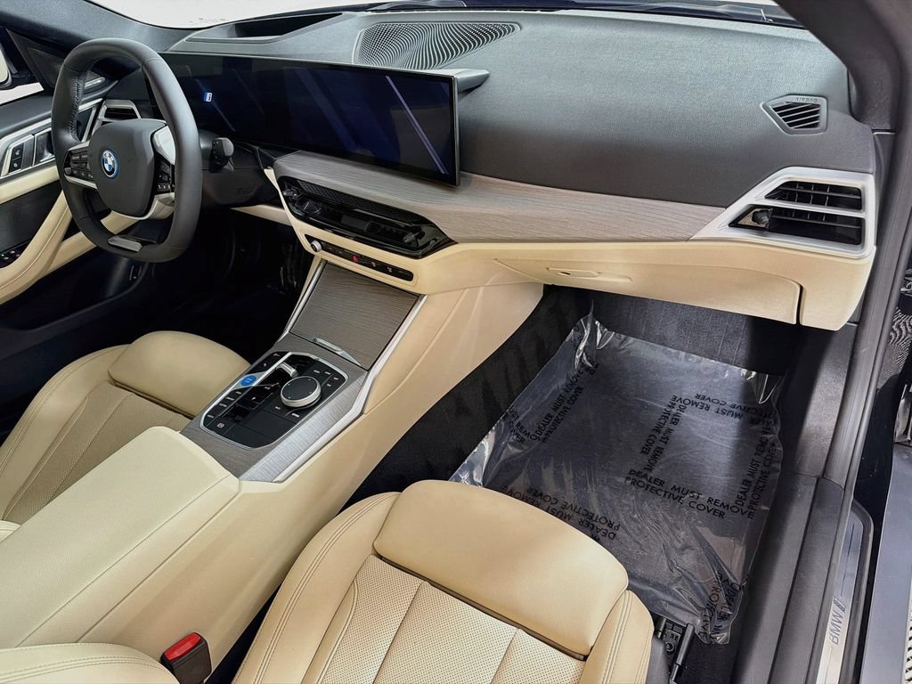 Used 2025 BMW i4 xDrive40i w/ Premium Package AWD/4WD image 31