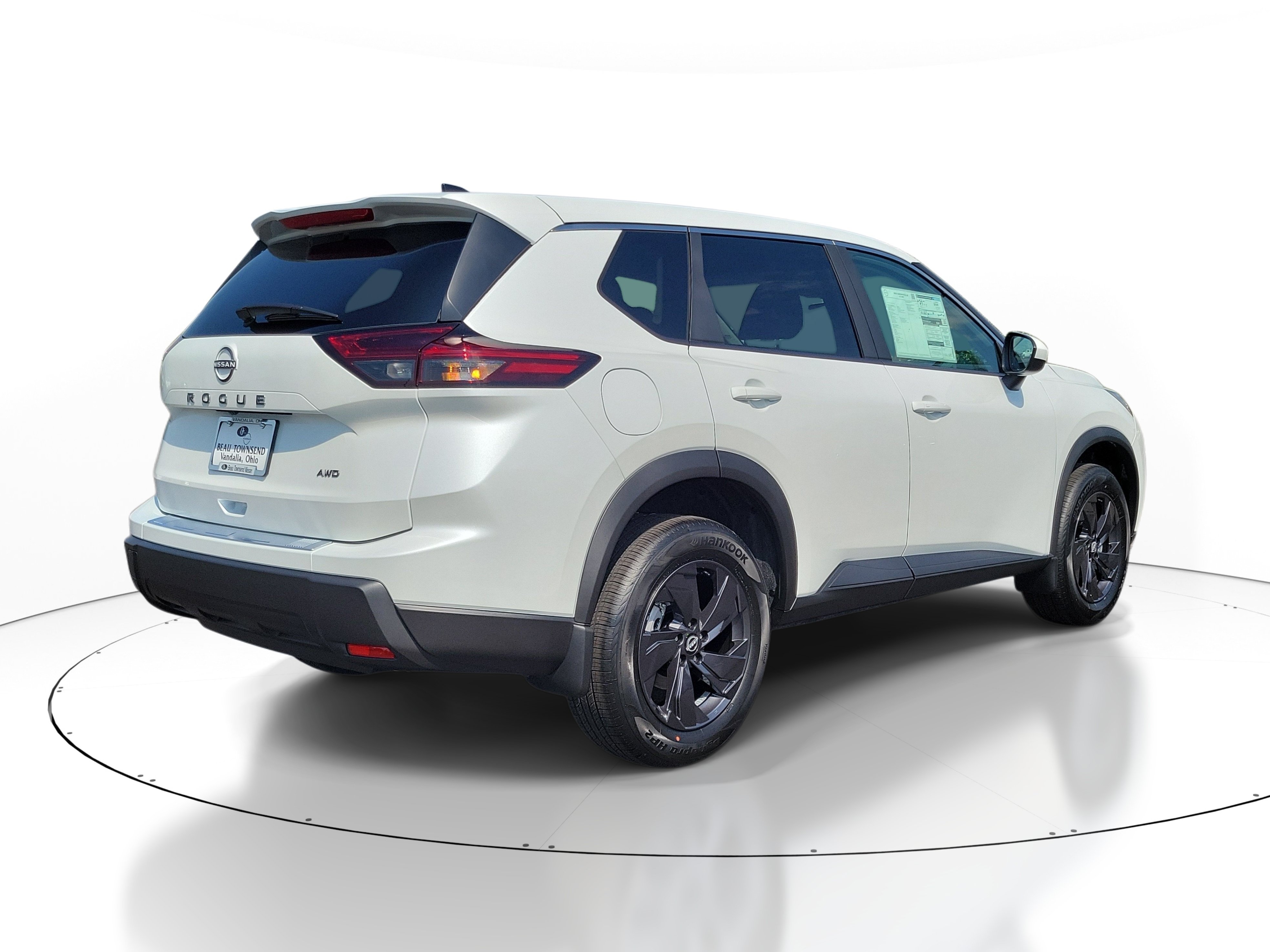 New 2026 Nissan Rogue SV w/ Cold Weather Package AWD/4WD image 4