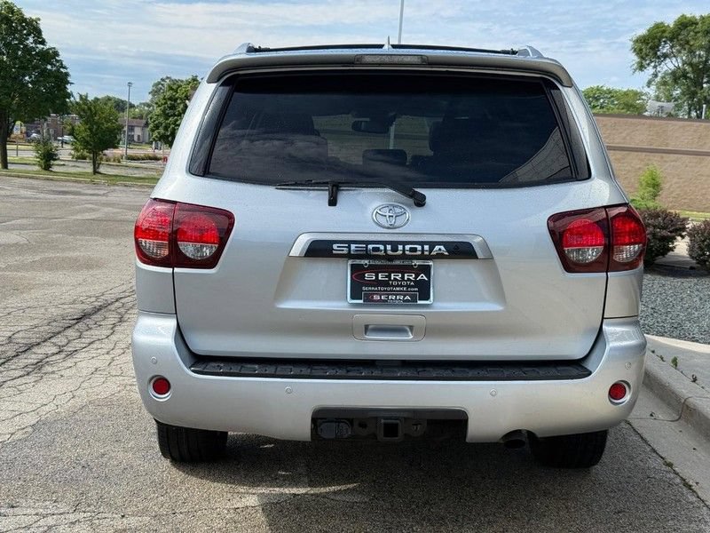 Used 2020 Toyota Sequoia Limited w/ Safety & Convenience Package AWD/4WD image 4
