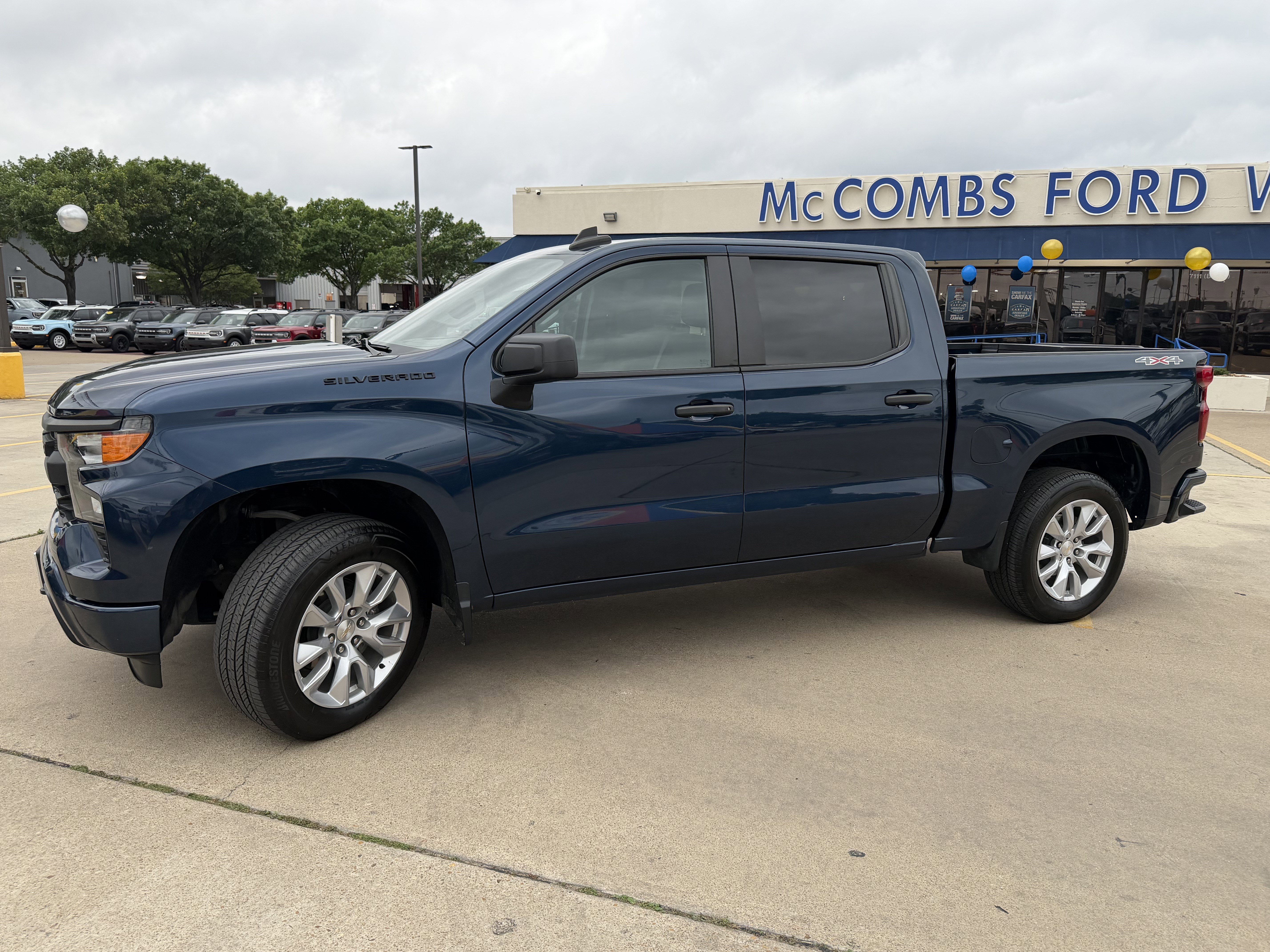 Used 2023 Chevrolet Silverado 1500 Custom w/ LPO, Dark Essentials Package image 15