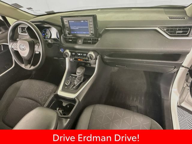 Certified 2020 Toyota RAV4 XLE w/ Convenience Package AWD/4WD image 26