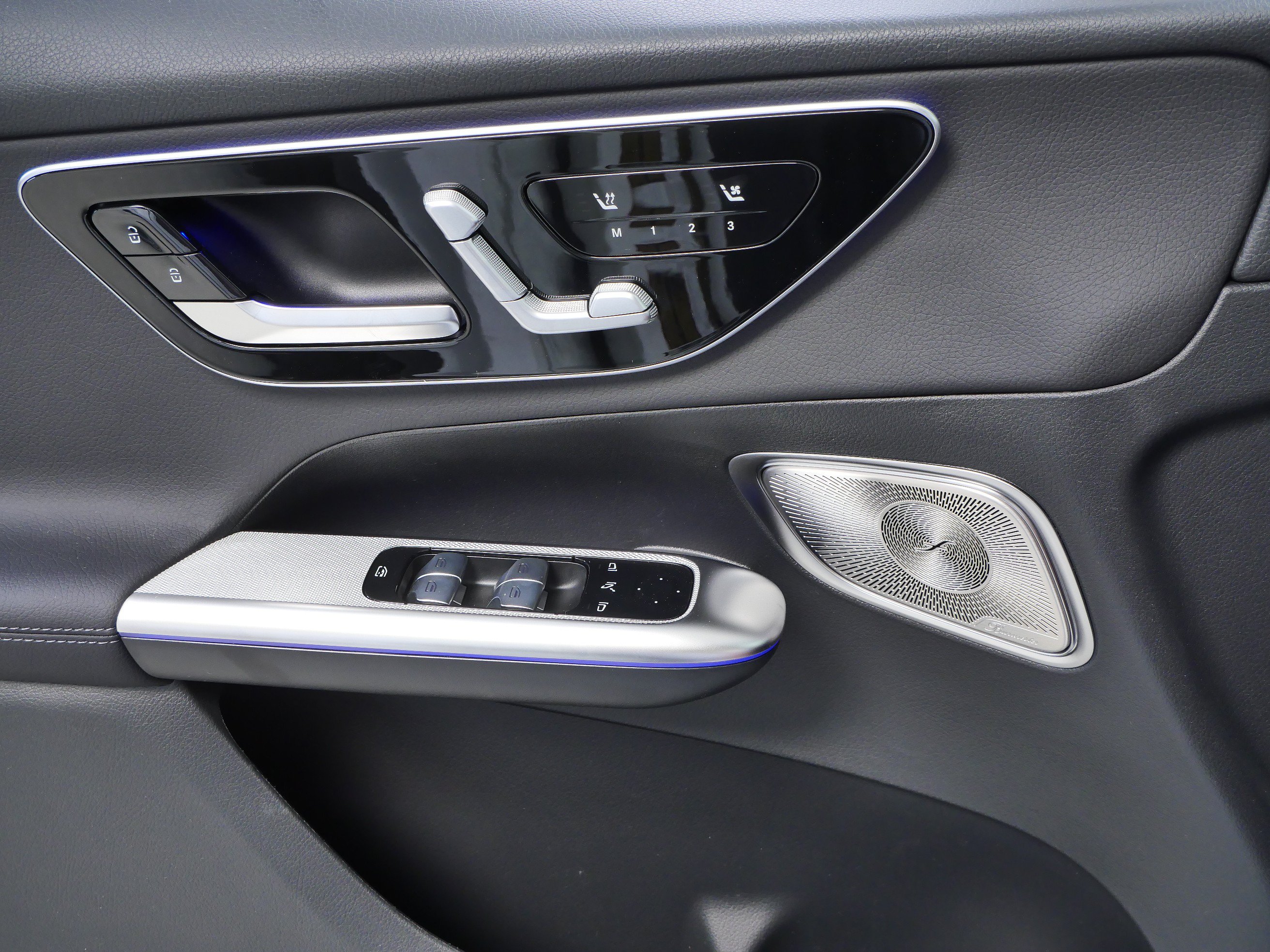 New 2026 Mercedes-Benz GLC 300 4MATIC image 12