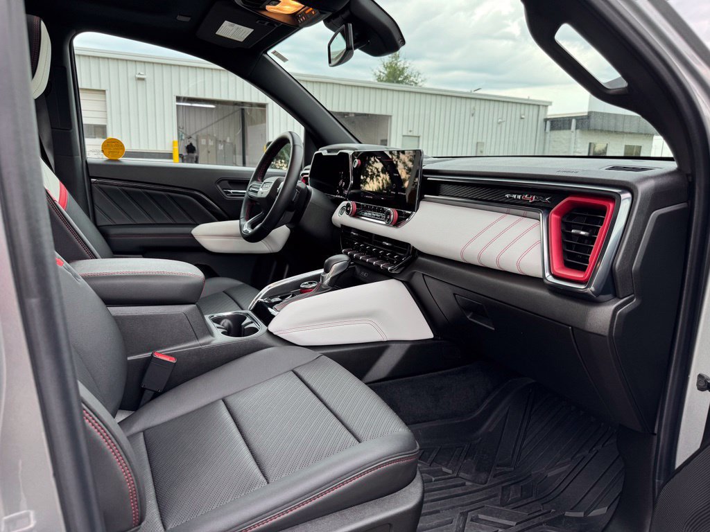 Certified 2023 GMC Canyon AT4X w/ Edition 1 AWD/4WD image 29