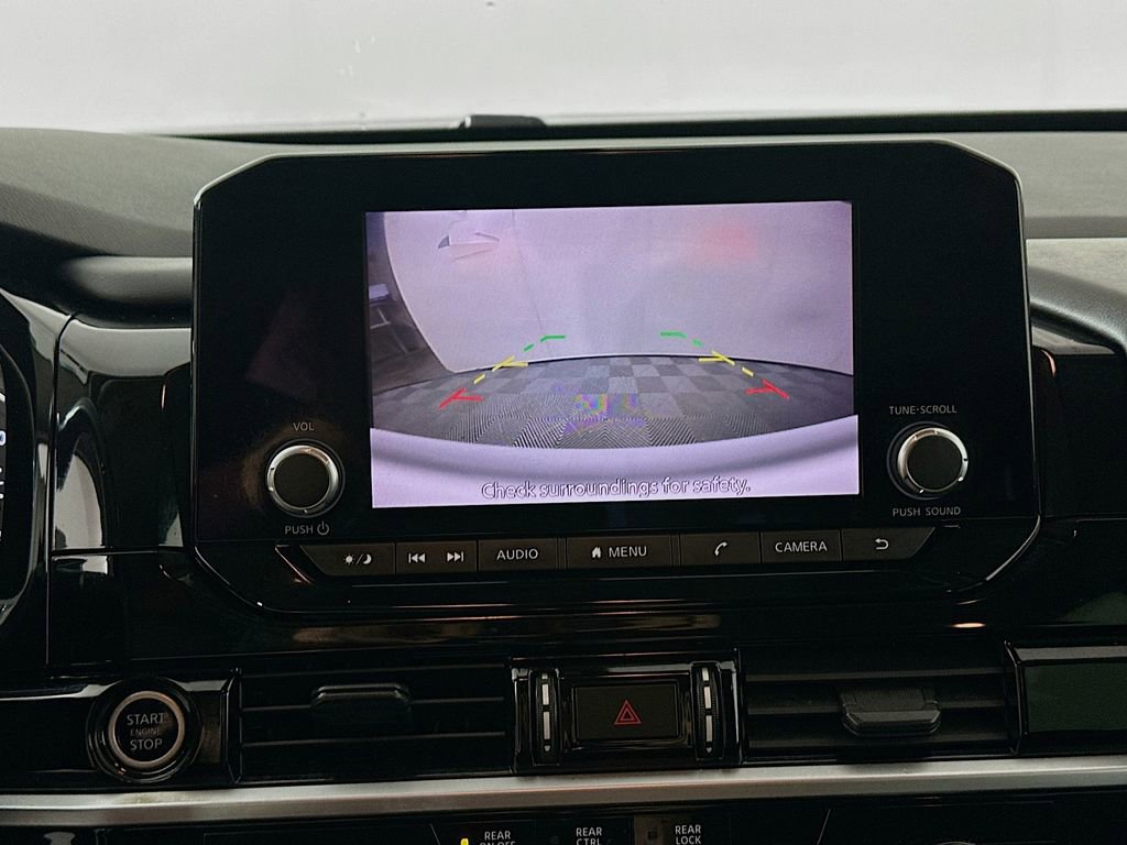 Used 2022 Nissan Pathfinder SV w/ SV Black Package image 13