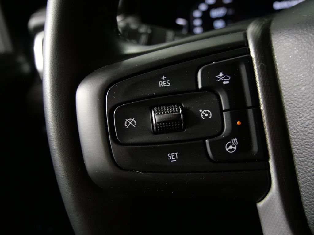 Used 2023 GMC Yukon XL Denali AWD/4WD image 24