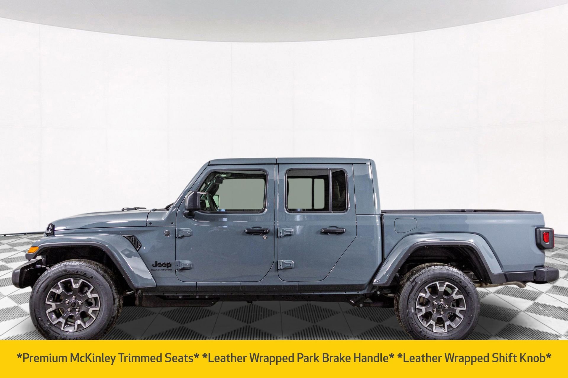 New 2026 Jeep Gladiator Sport AWD/4WD image 23
