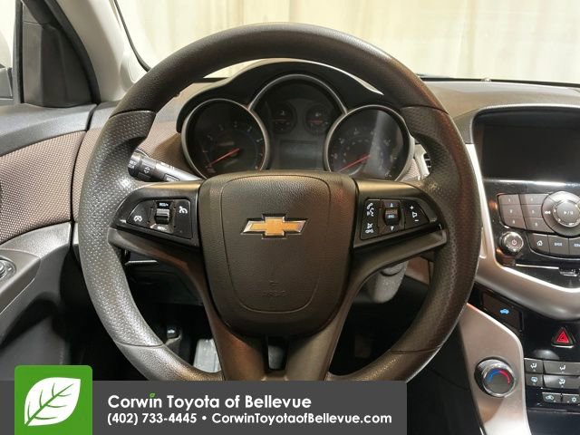 Used 2015 Chevrolet Cruze LT image 14