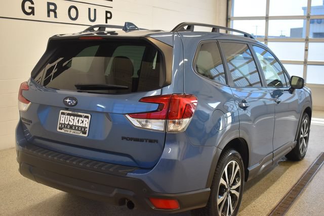 Used 2022 Subaru Forester Limited AWD/4WD image 4