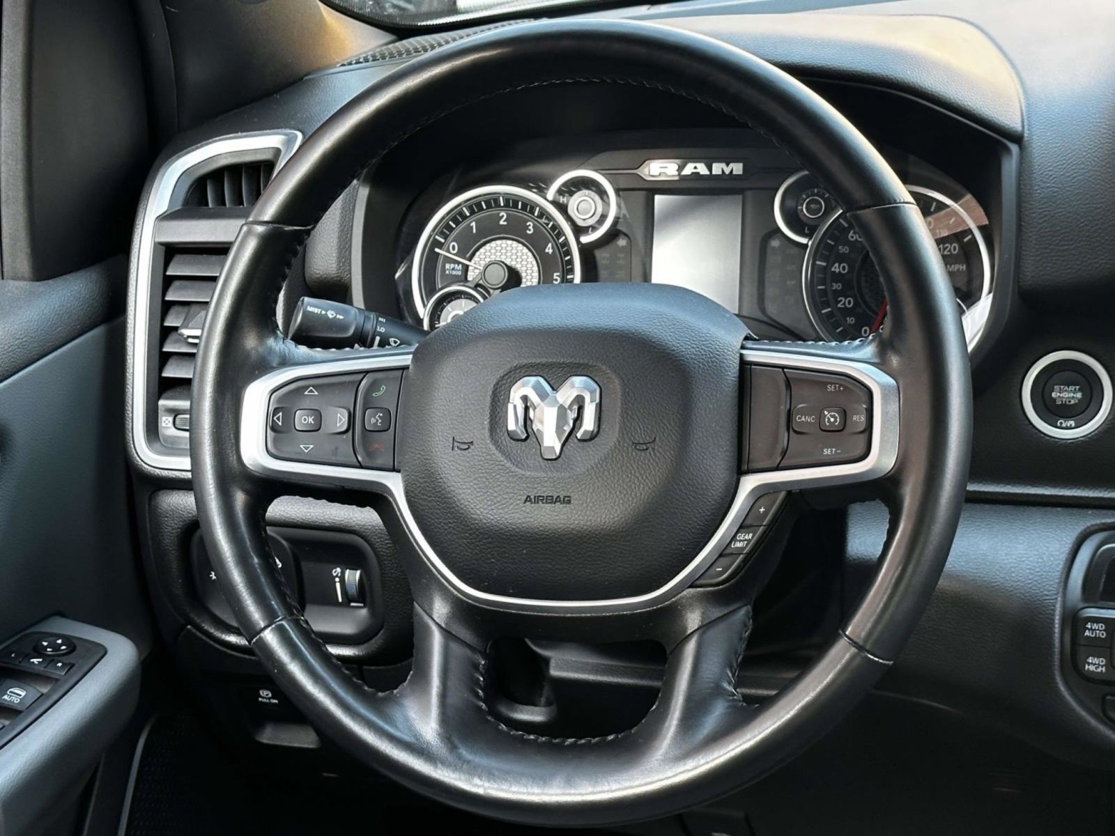 Used 2023 RAM 1500 Big Horn AWD/4WD image 16
