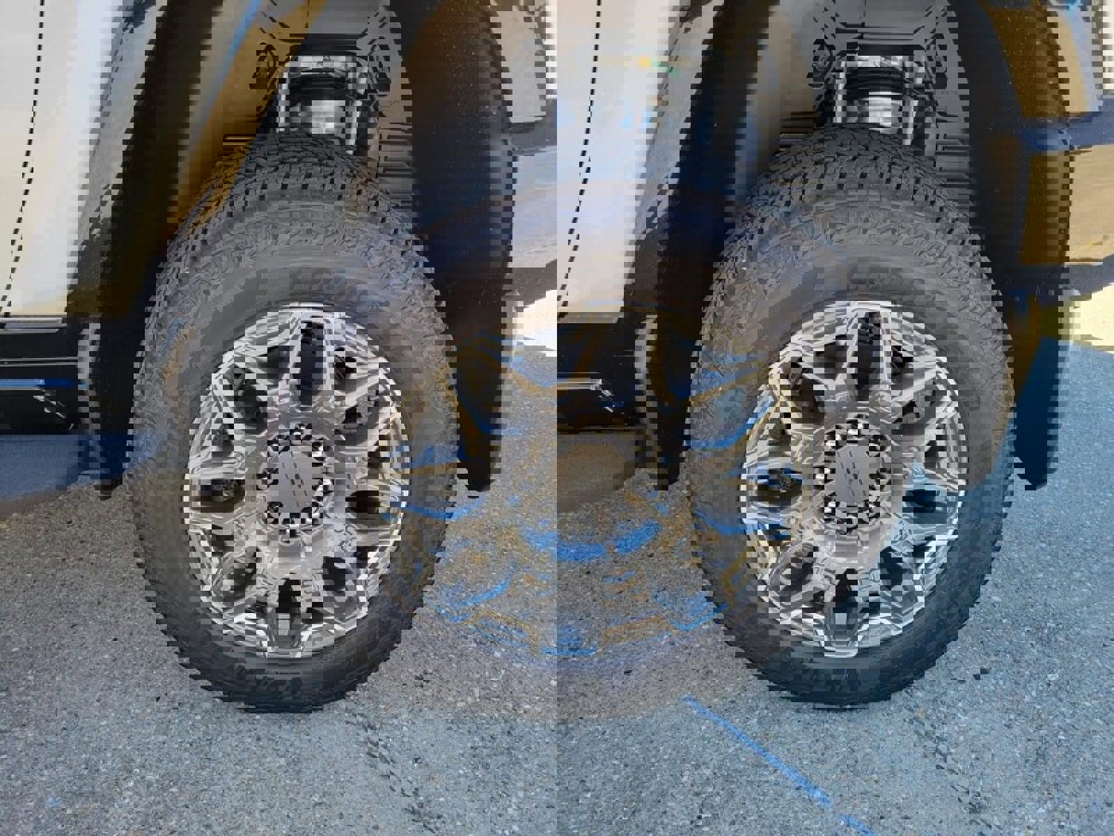 New 2025 GMC Hummer EV 3X w/ LPO, Sport Package image 10