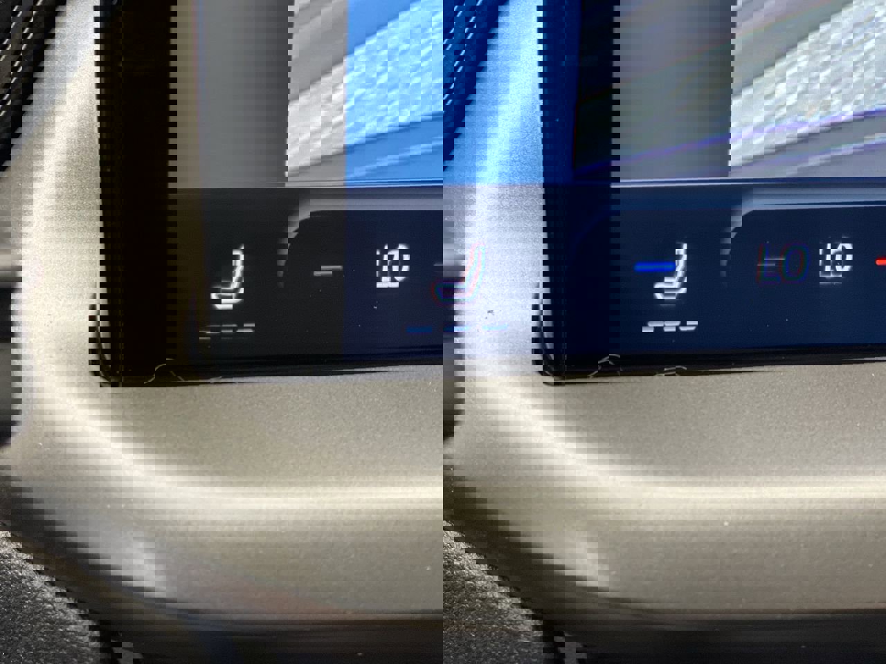 New 2024 Ford Escape SE FWD image 22