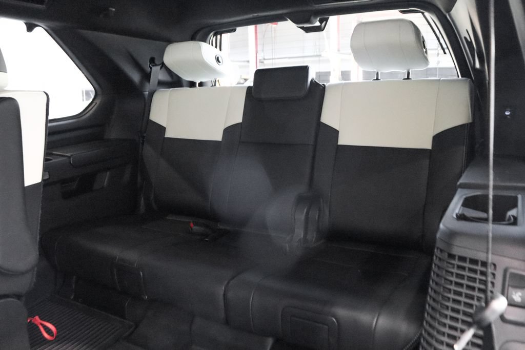 Used 2024 Toyota Sequoia Capstone AWD/4WD image 45