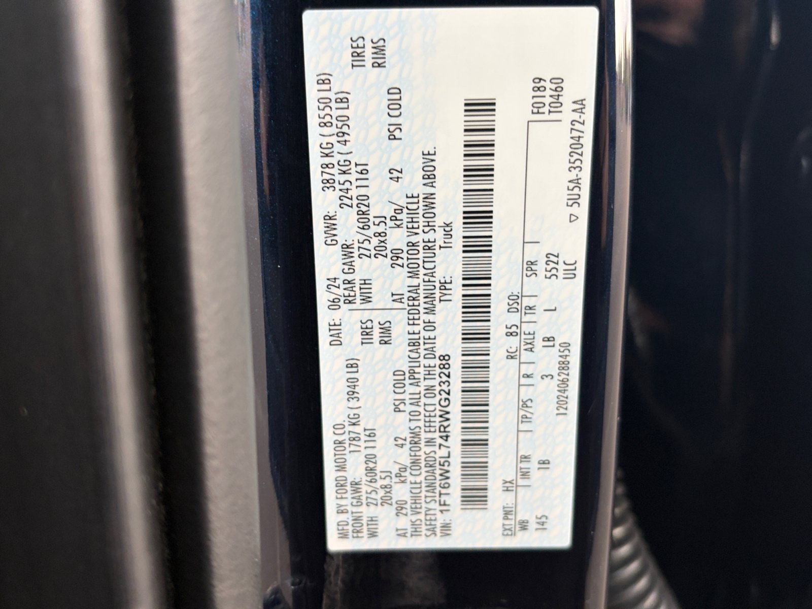 Used 2024 Ford F150 Lightning Lariat AWD/4WD image 31