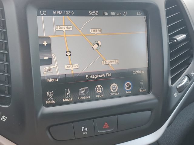 Used 2016 Jeep Cherokee Overland FWD image 26