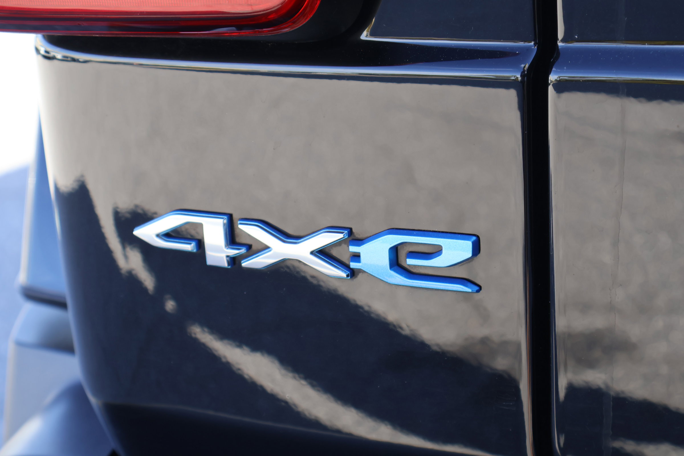 Used 2023 Jeep Wrangler Sahara w/ Cold Weather Group image 8