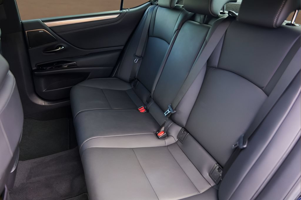 Used 2023 Lexus ES 350 F Sport w/ Accessory Package (Z2) FWD image 24