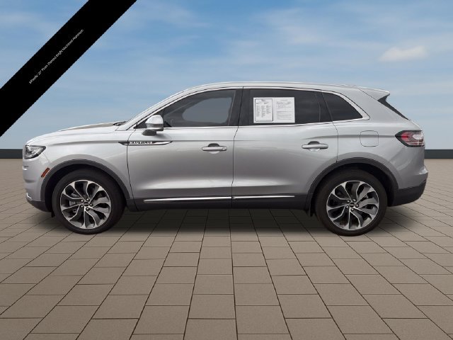 Certified 2023 Lincoln Nautilus Reserve AWD/4WD image 3