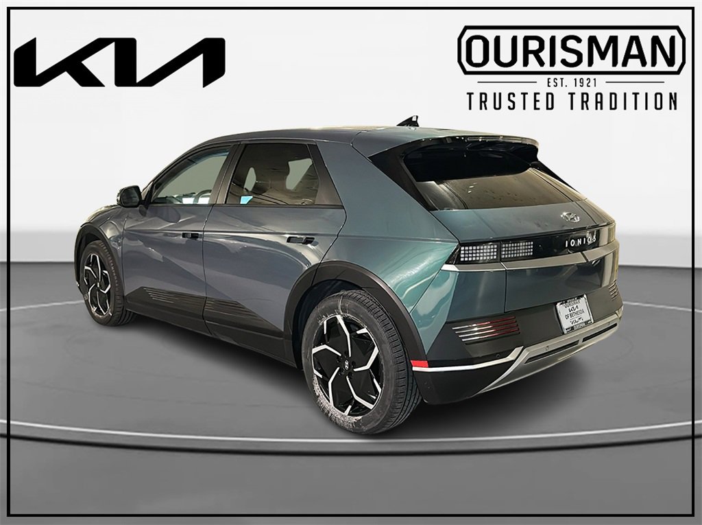 Used 2024 Hyundai Ioniq 5 SEL image 3