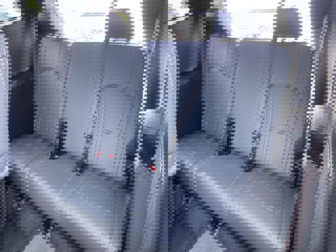 Used 2022 Buick Enclave Essence w/ Experience Buick Package image 23