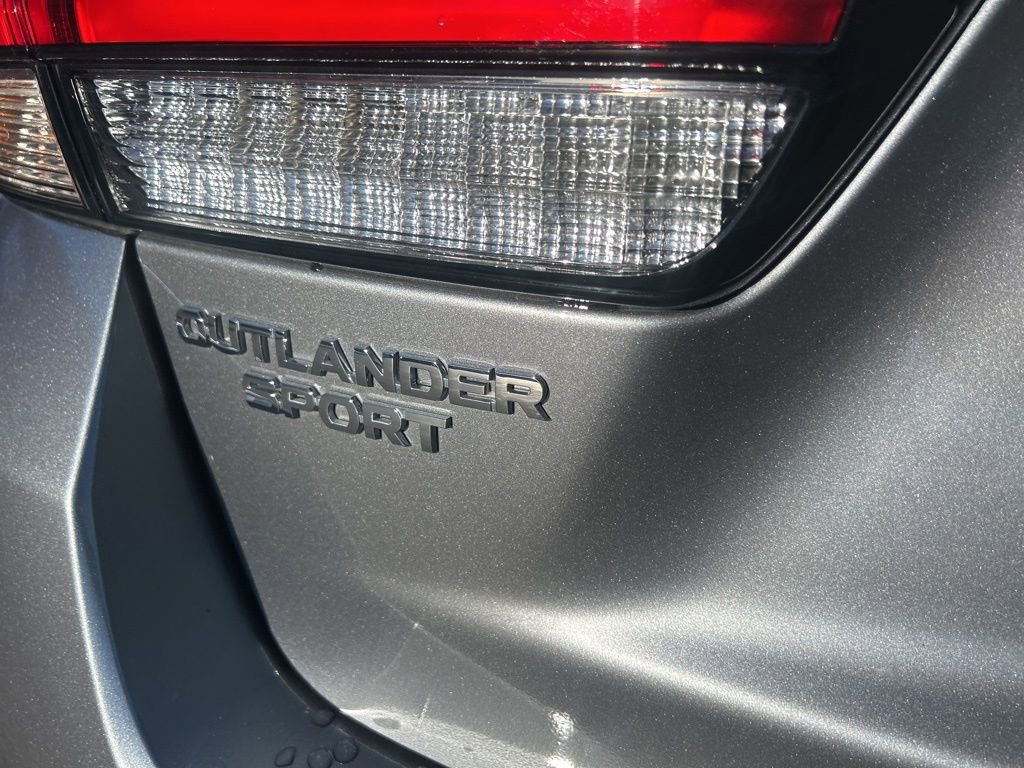 Used 2025 Mitsubishi Outlander Sport AWD image 29