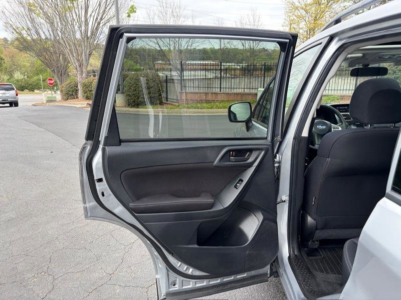 Used 2015 Subaru Forester 2.5i Premium image 33